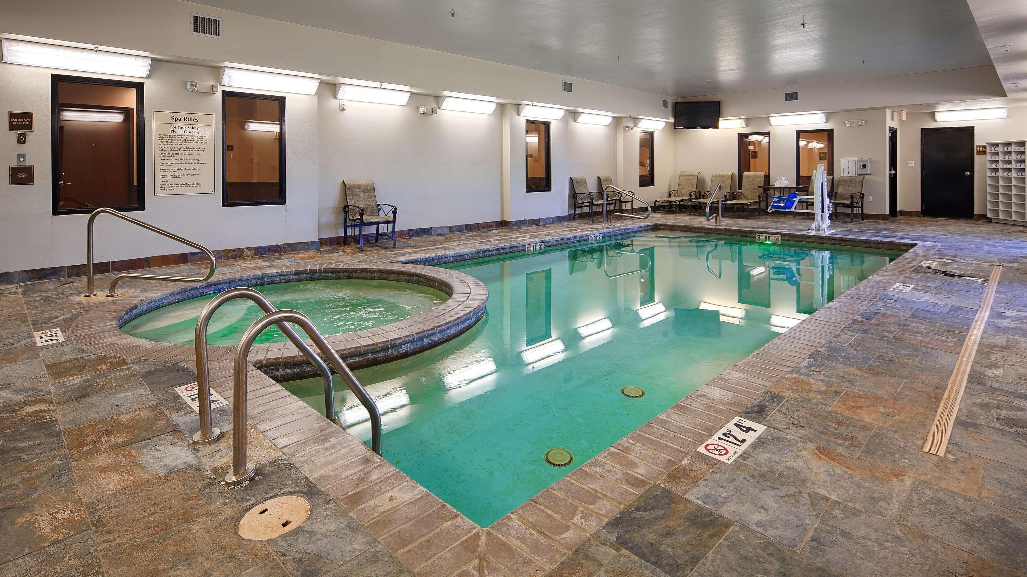 Best Western Plus Desoto Inn & Suites Mansfield Luaran gambar