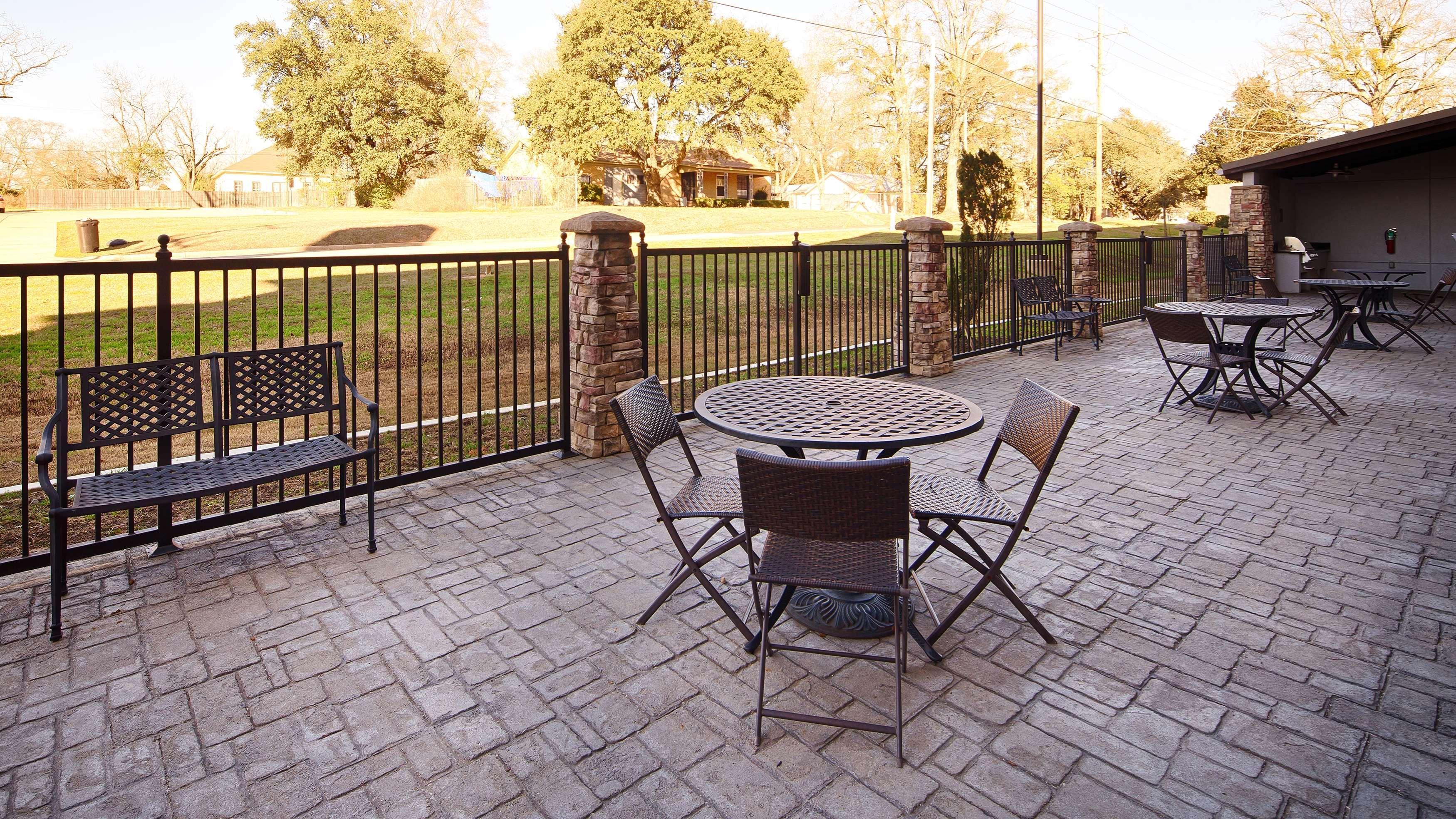 Best Western Plus Desoto Inn & Suites Mansfield Luaran gambar