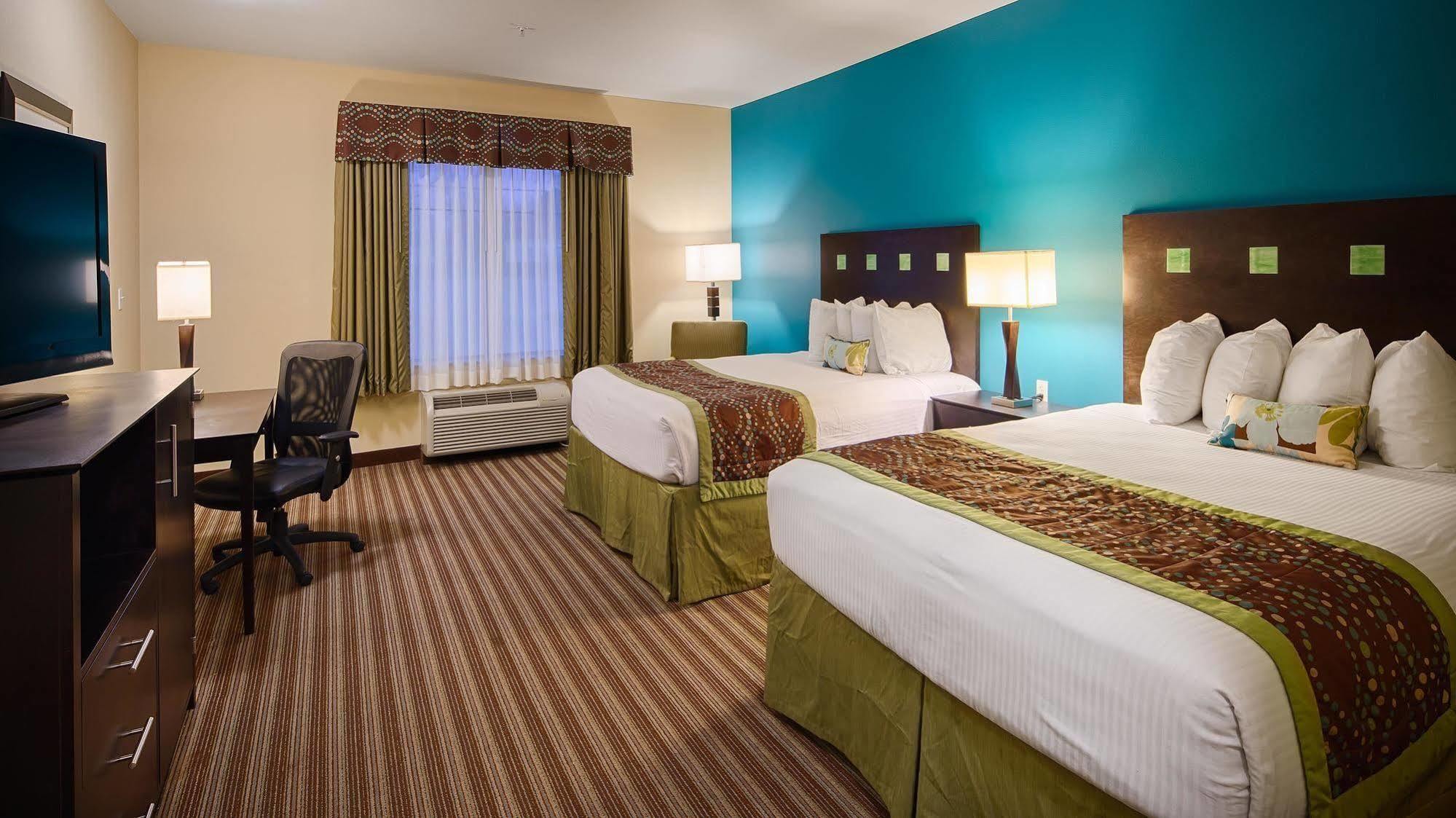 Best Western Plus Desoto Inn & Suites Mansfield Luaran gambar